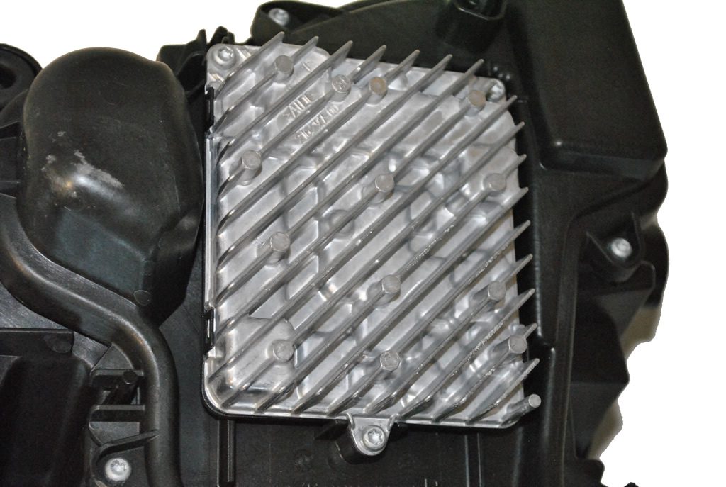 Nowy Oryginalny Reflektor Full Led Prawa Strona Audi Q8 4M8941034B