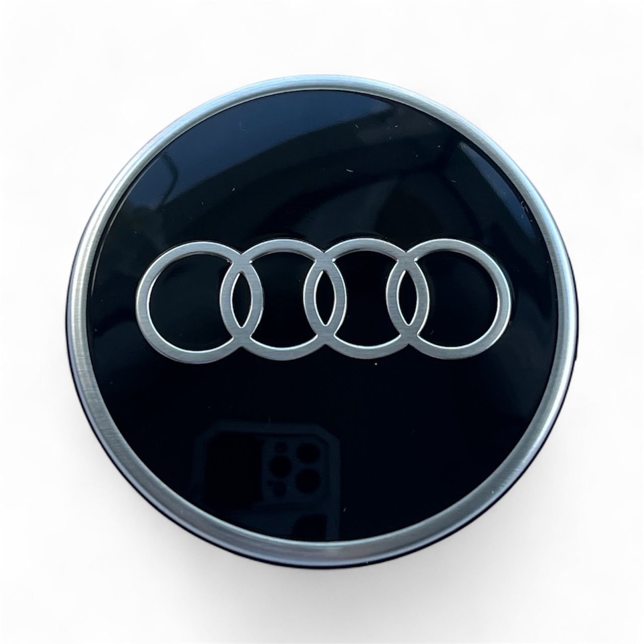 4X NOWE ORYGINALNE DEKIELKI ZAŚLEPKI PIAST KÓŁ 61 mm AUDI A1 A3 A4 A5 A6 A7 A8 Q2 Q4 Q5 Q7 Q8 R8 TT E-TRON 81A601170