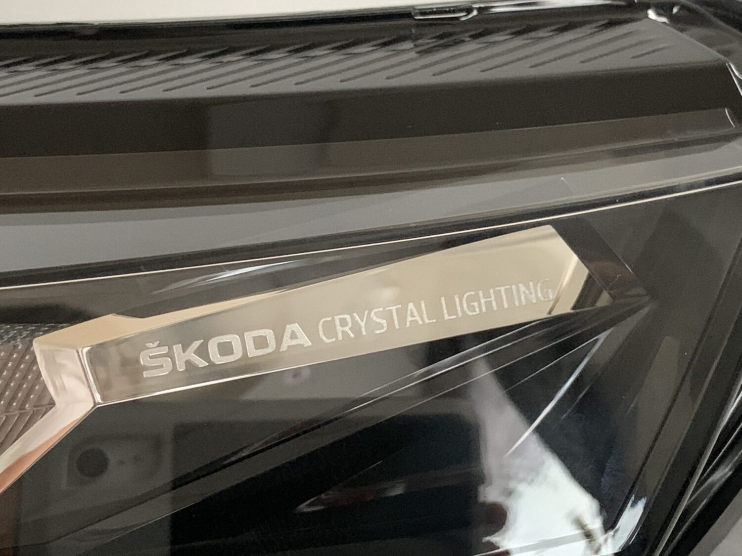 NOWY OEM REFLEKTOR FULL LED LEWA STRONA SKODA KAMIQ 658941015B