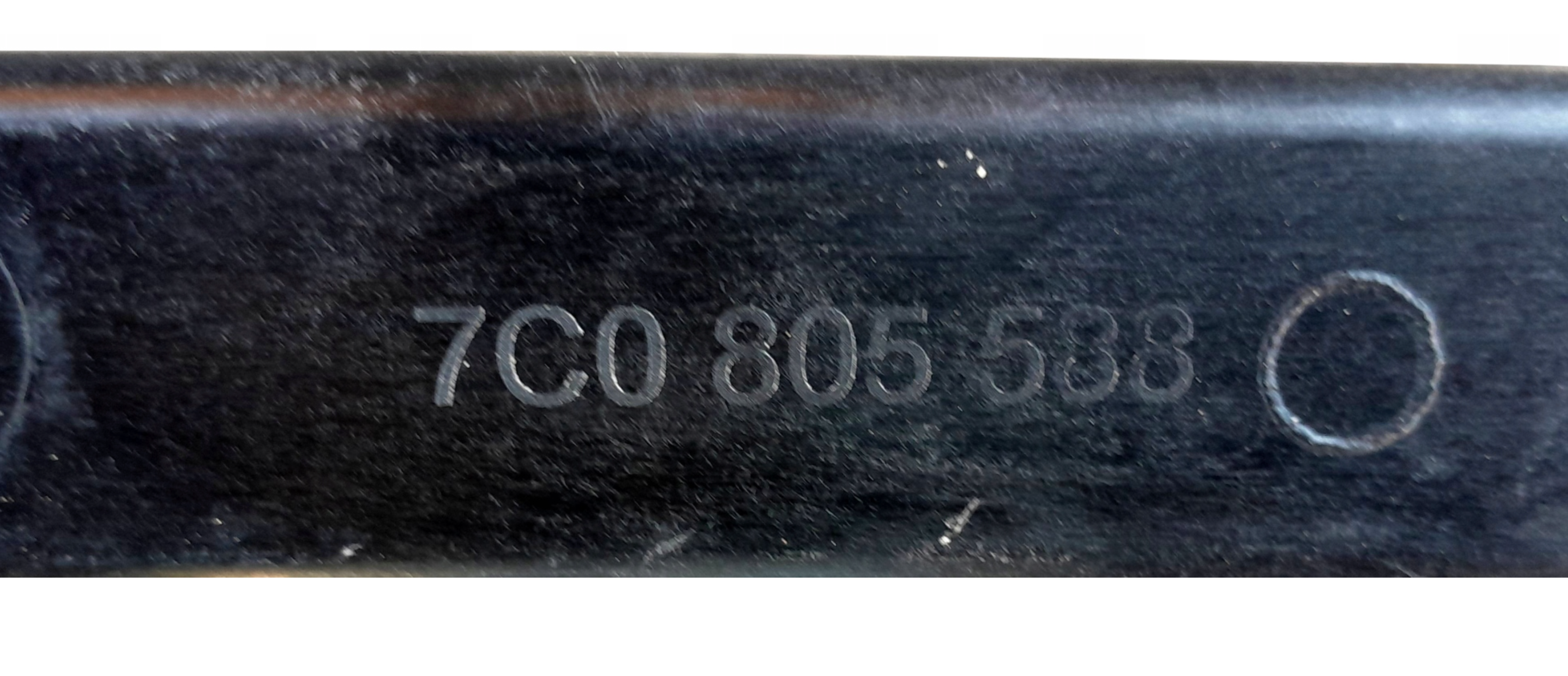 7C0805588