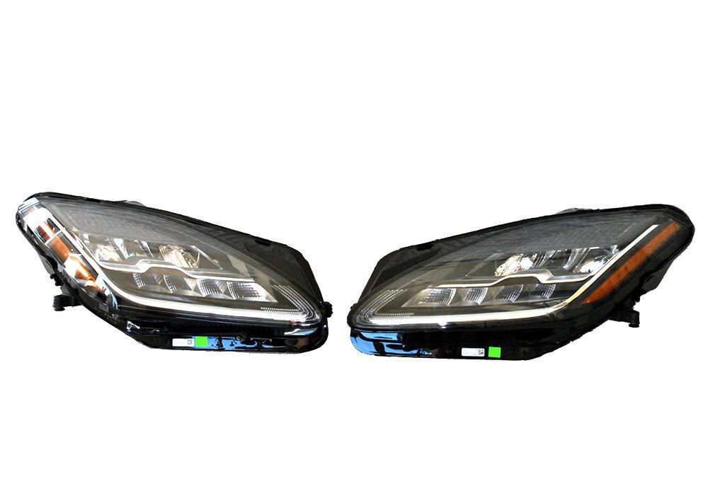 2X NOWE OE REFLEKTORY LAMPY LED - USA JAGUAR E-PACE X540 J9C3-13W030-CC , J9C3-13W029-CC