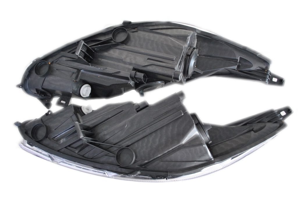 2x Nowe Oryginalne Reflektory Halogenowe z Światłem Dziennym LED Ford Fiesta MK7 C1BB-13W029-CH