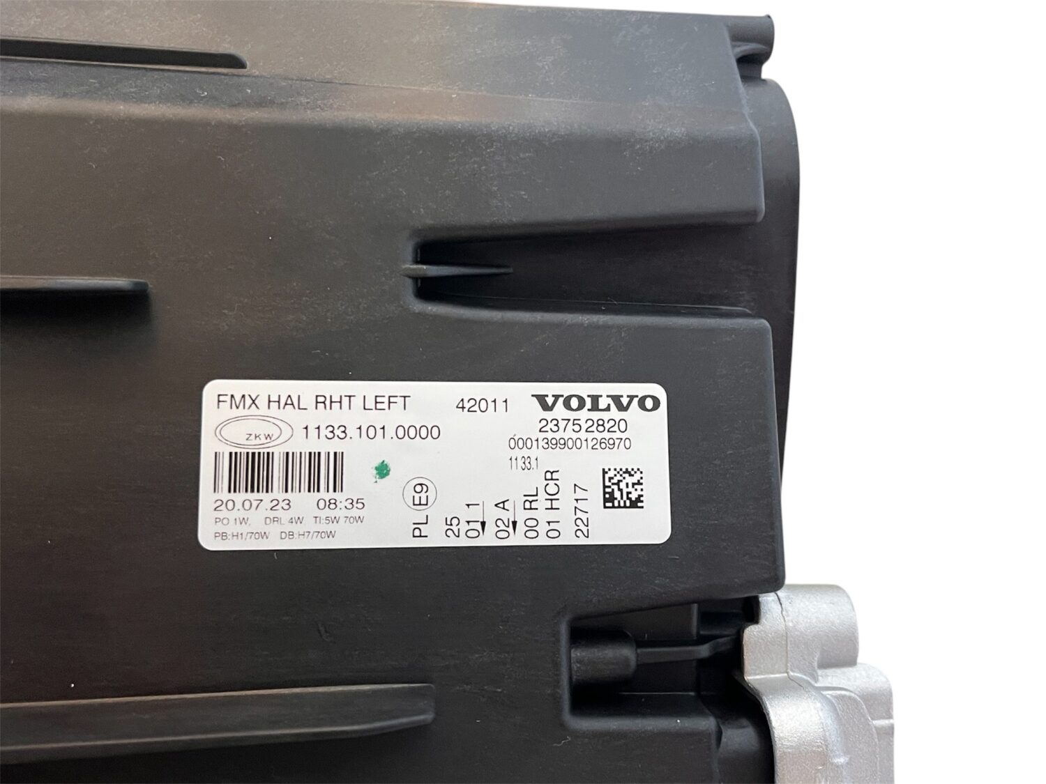 2X NOWE OE REFLEKTORY HALOGENOWE REFLEKTOR H7 LAMPY VOLVO FM5 TRUCK FMX 2020 -23752821 + 23752820