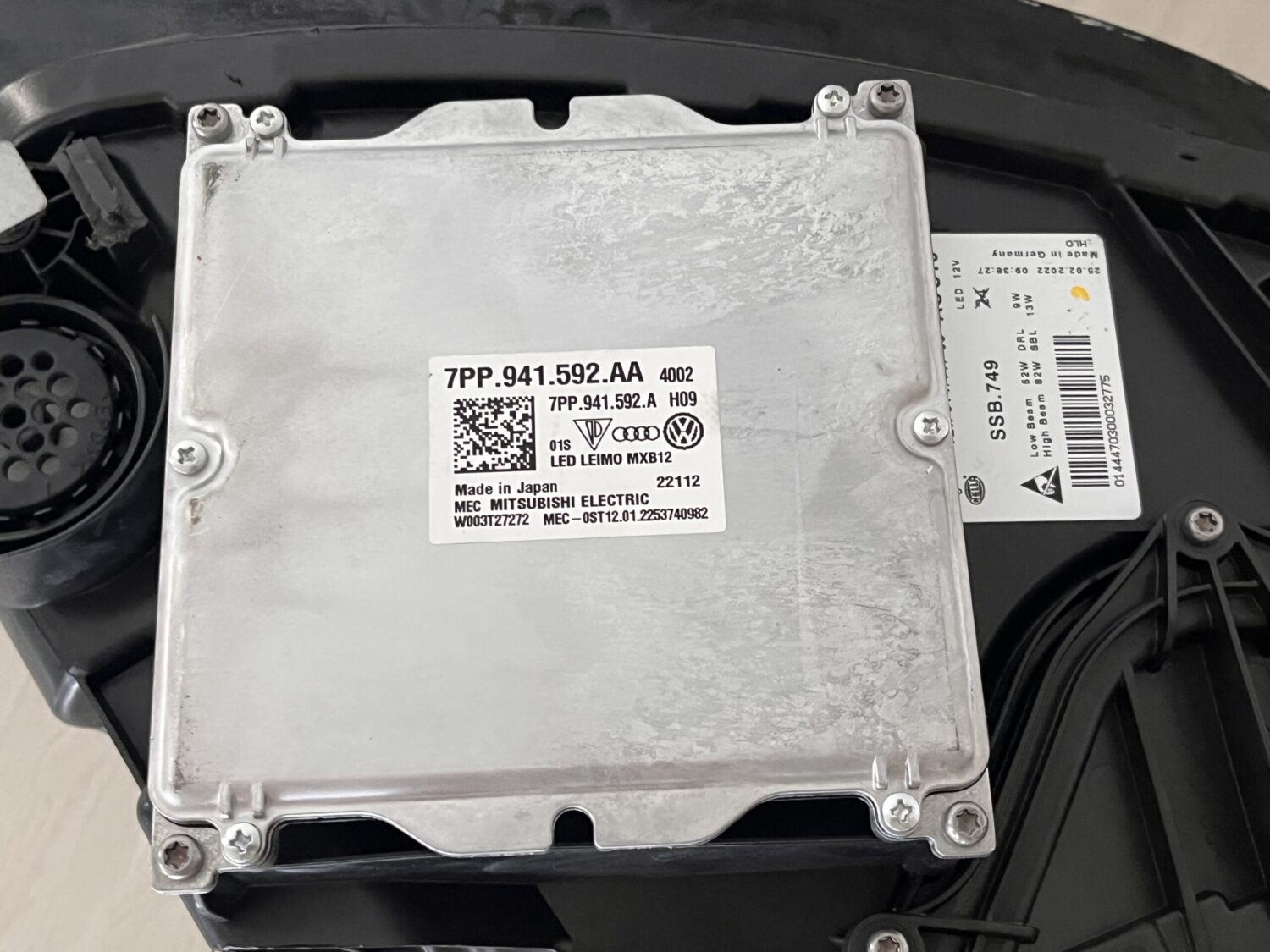 NOWY OE REFLEKTOR MATRIX LED LEWA STRONA PORSCHE CAYENNE 9YA 2019 - 9Y0941035K