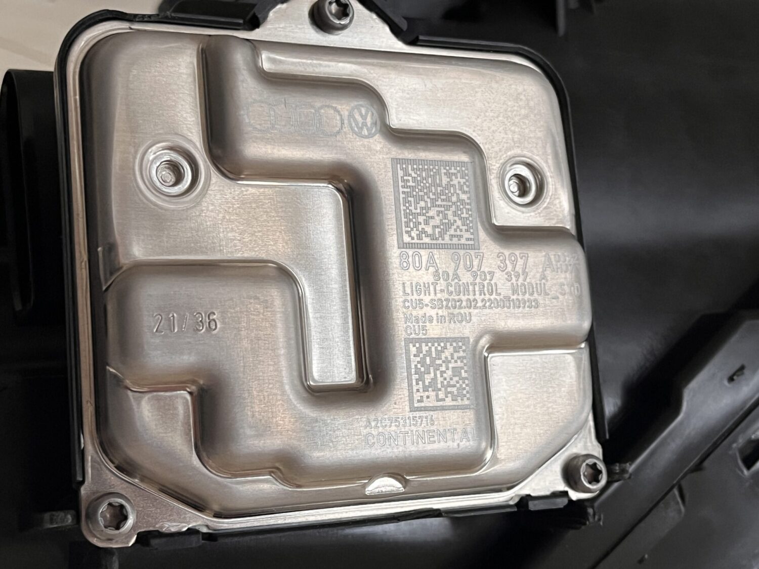NOWY OE REFLEKTOR MATRIX LED LEWA STRONA PORSCHE CAYENNE 9YA 2019 - 9Y0941035K