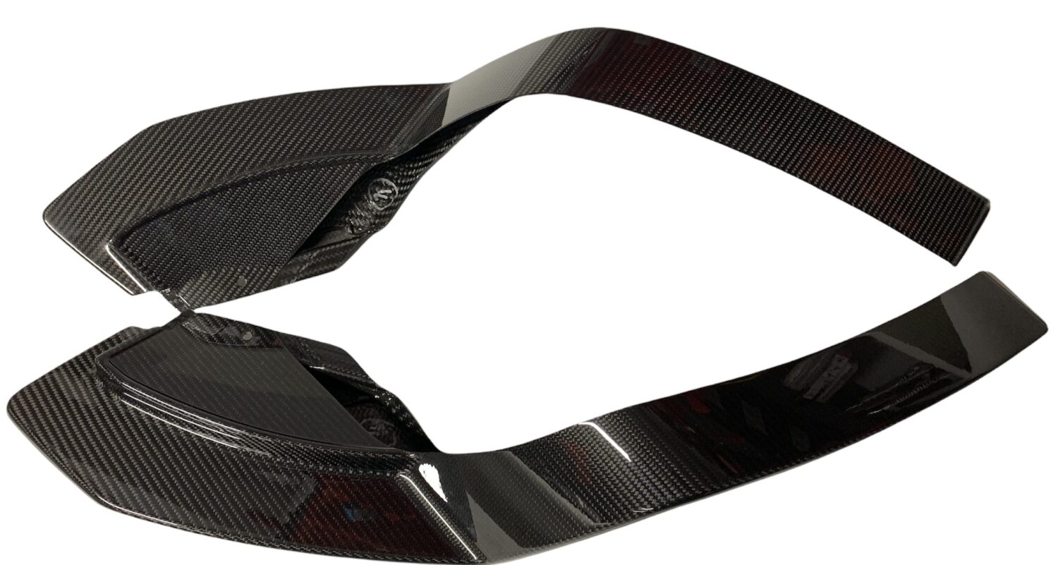 2X NOWE ORYGINALNY CARBON  SPOILER NAKŁADKI  AUDI TT SPORT 8S0088541 8S0088542
