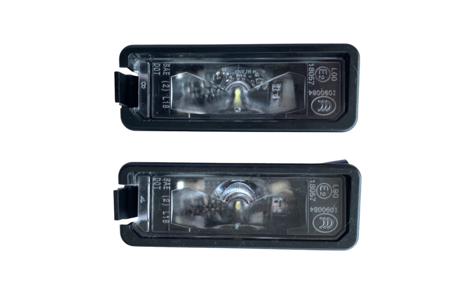 2X NOWE OEM LAMPKI DIODY LED REJESTRACJI AUDI Q8 RSQ8 VW GOLF ARTEON T-ROC ID3 PASSAT POLO UP SEAT IBIZA ST LEON 3G5943021