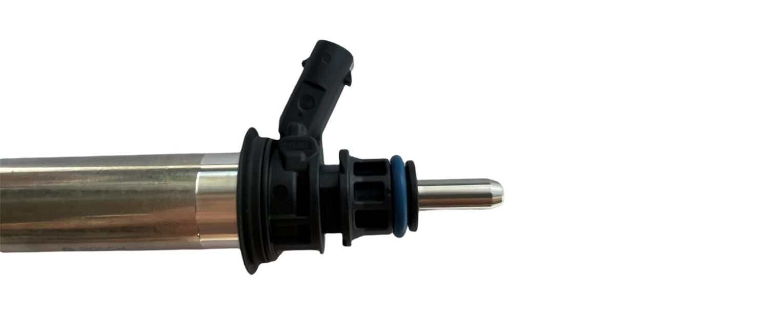 NEW ORIGINAL INJECTOR INJECTOR WITH V8 NOZZLE MERCEDES A W176 W177 W213 S213 GLA GLE GLS X290 GT 63 A2560705600 0261500805