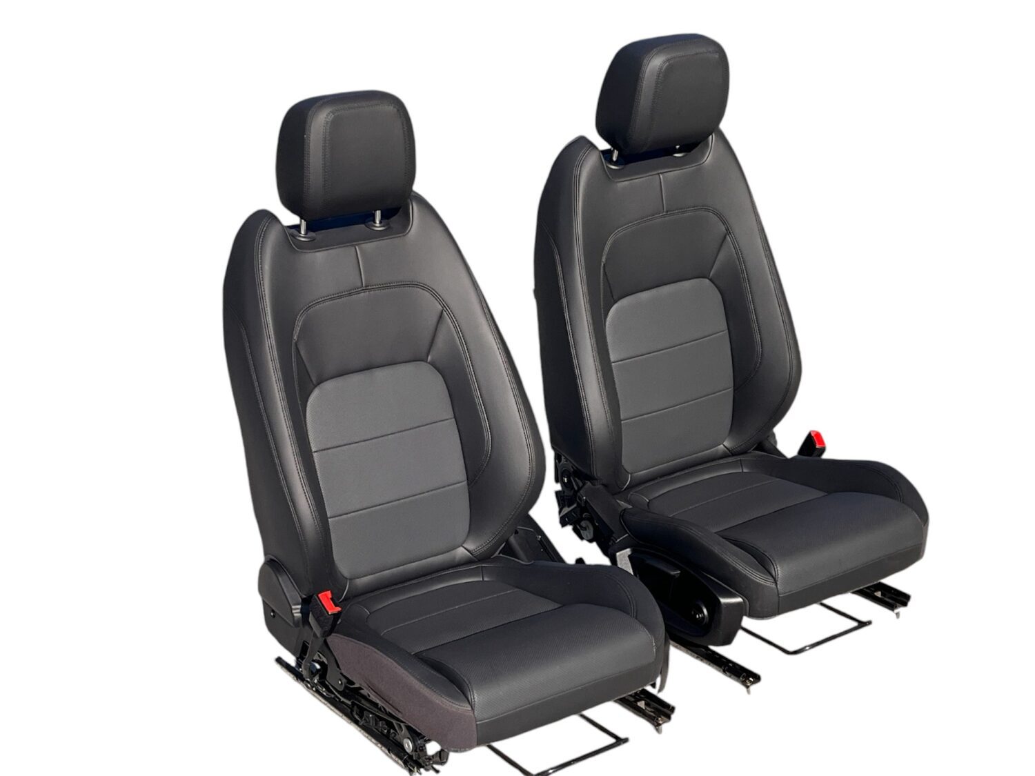 2X NUOVI SEDILI ANTERIORI VENTILATI IN PELLE NERA JAGUAR I-PACE X590 J9D3-14B719