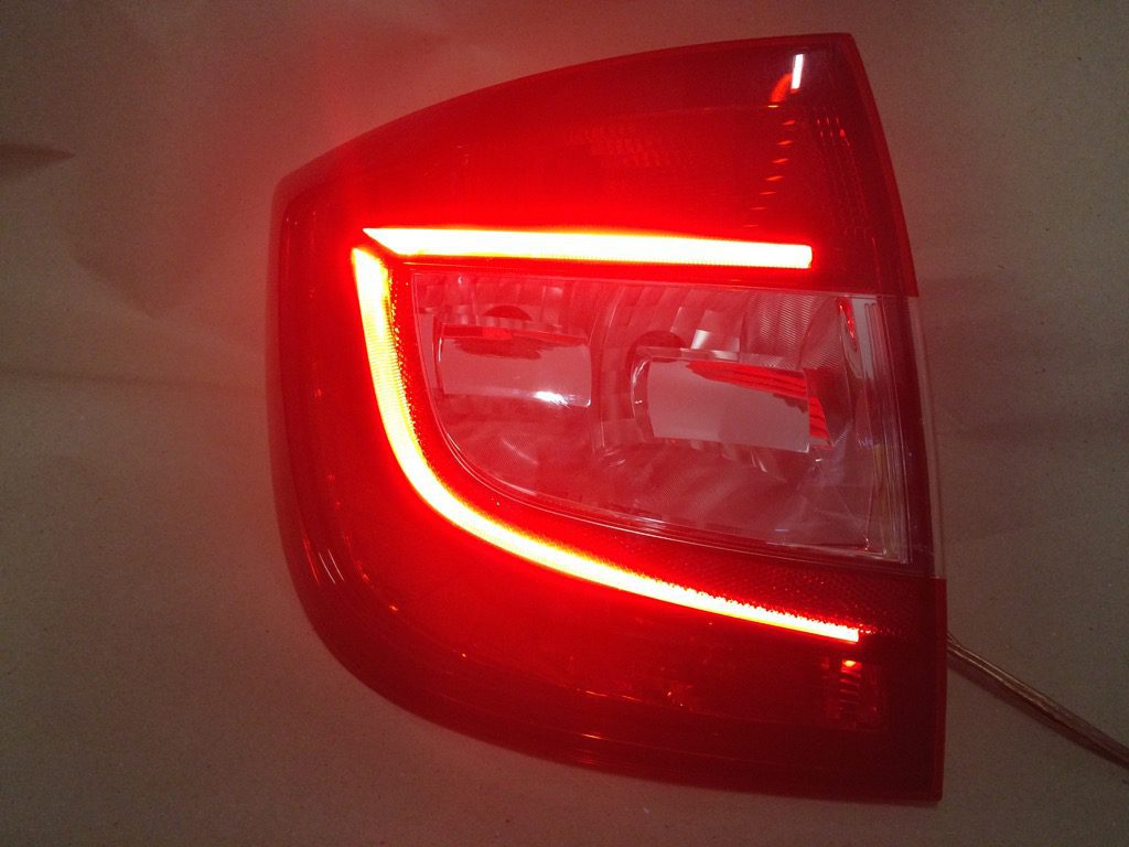 NEW OE REAR LAMP WITH LED SKODA RAPID LIFTBACK 2012 - LEFT SIDE 5JH945207 - 5JH945711